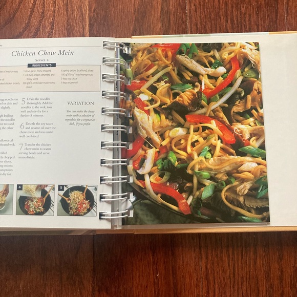 Wok & Stir-fry Cookshelf Cookbook - Picture 9 of 16